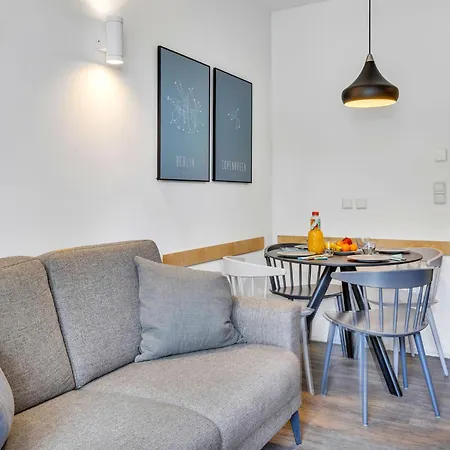 Am By Interhome