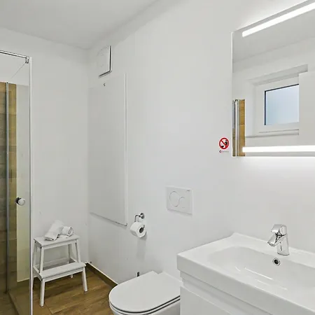 Am By Interhome Daire
